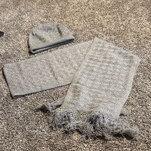 Brooks Brothers Women’s Gray Cashmere Scarf and Hat Set - NWOT